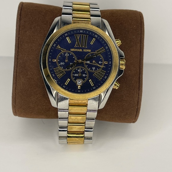 Two tone Michael kors watch - Picture 2 of 5
